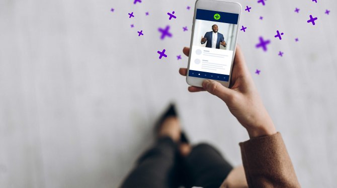 MEETYOO Pro Handy Mockup with a man speaking 