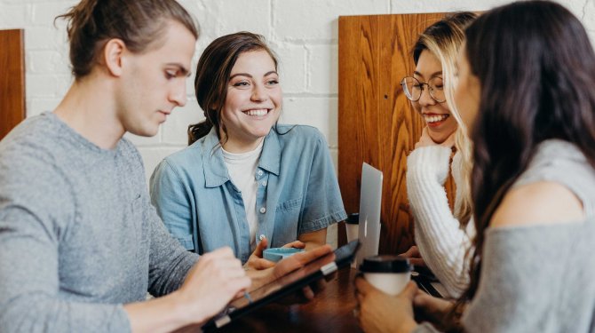 Les stagiaires parlent